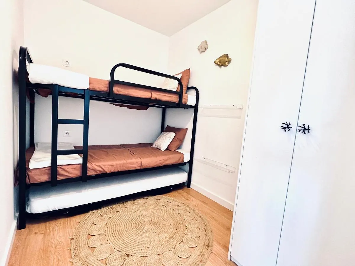 Zen Apartment Sea Views توسا ذي مار